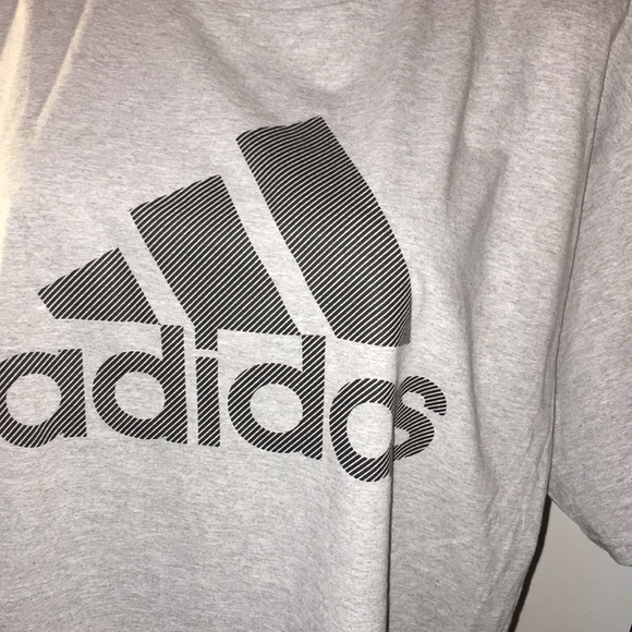 🏈🏈NWT Men’s Bundle 3- Large Adidas New T-Shirts - Picture 2 of 7